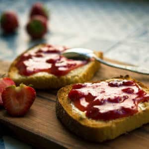 Best Zero Sugar and Low Sugar Jellies and Jams - toast and jam