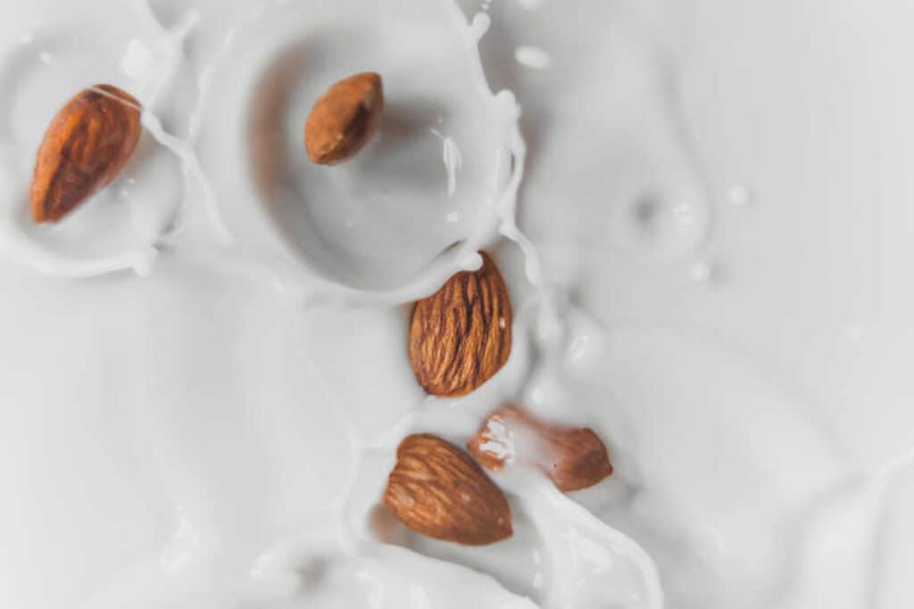 The best sugar-free and low sugar almond milks