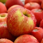 Is apple juice high in sugar content - apple juice
