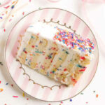 How much sugar is in Sprinkles - Cake and sprinkles