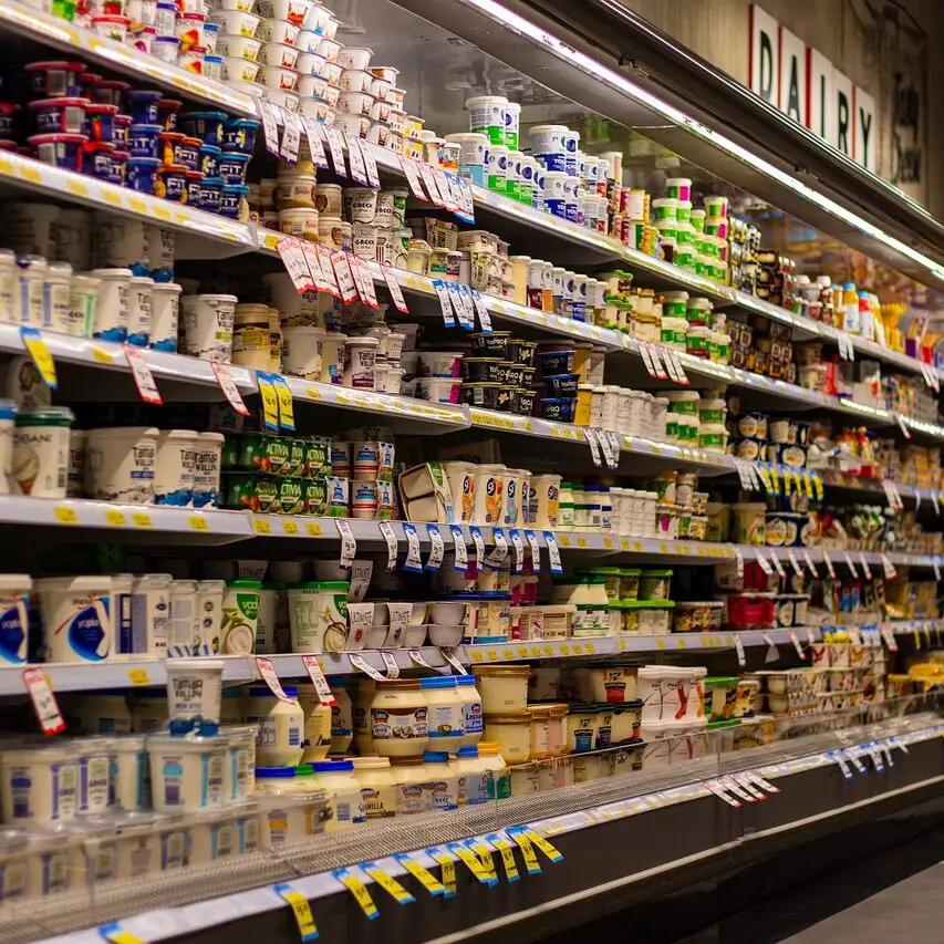 supermarket, shelf, blur-4052658.jpg
